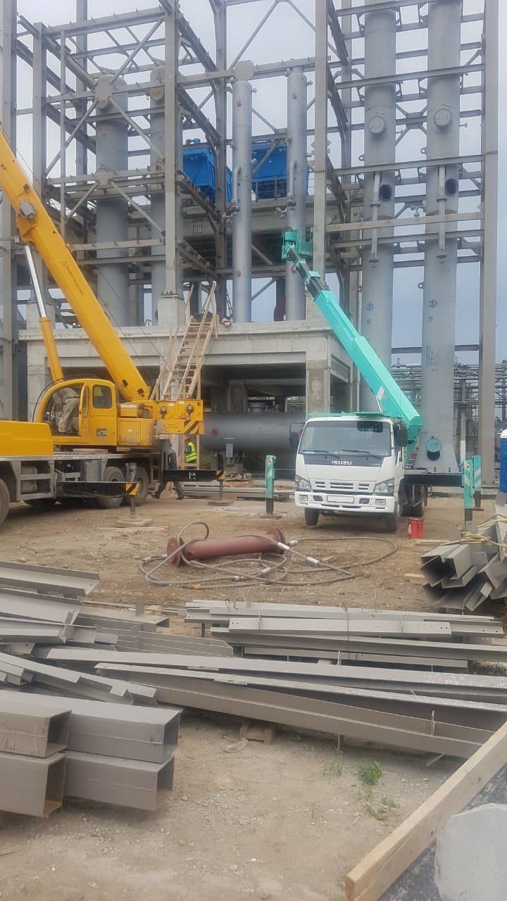 фото строительные работы с автовышки